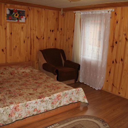 Kray Dorogy Villa Jaremtsje Rom bilde